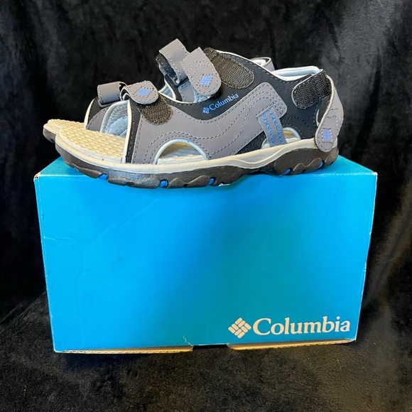 Columbia size 3 youth sandals. - Picture 2 of 4